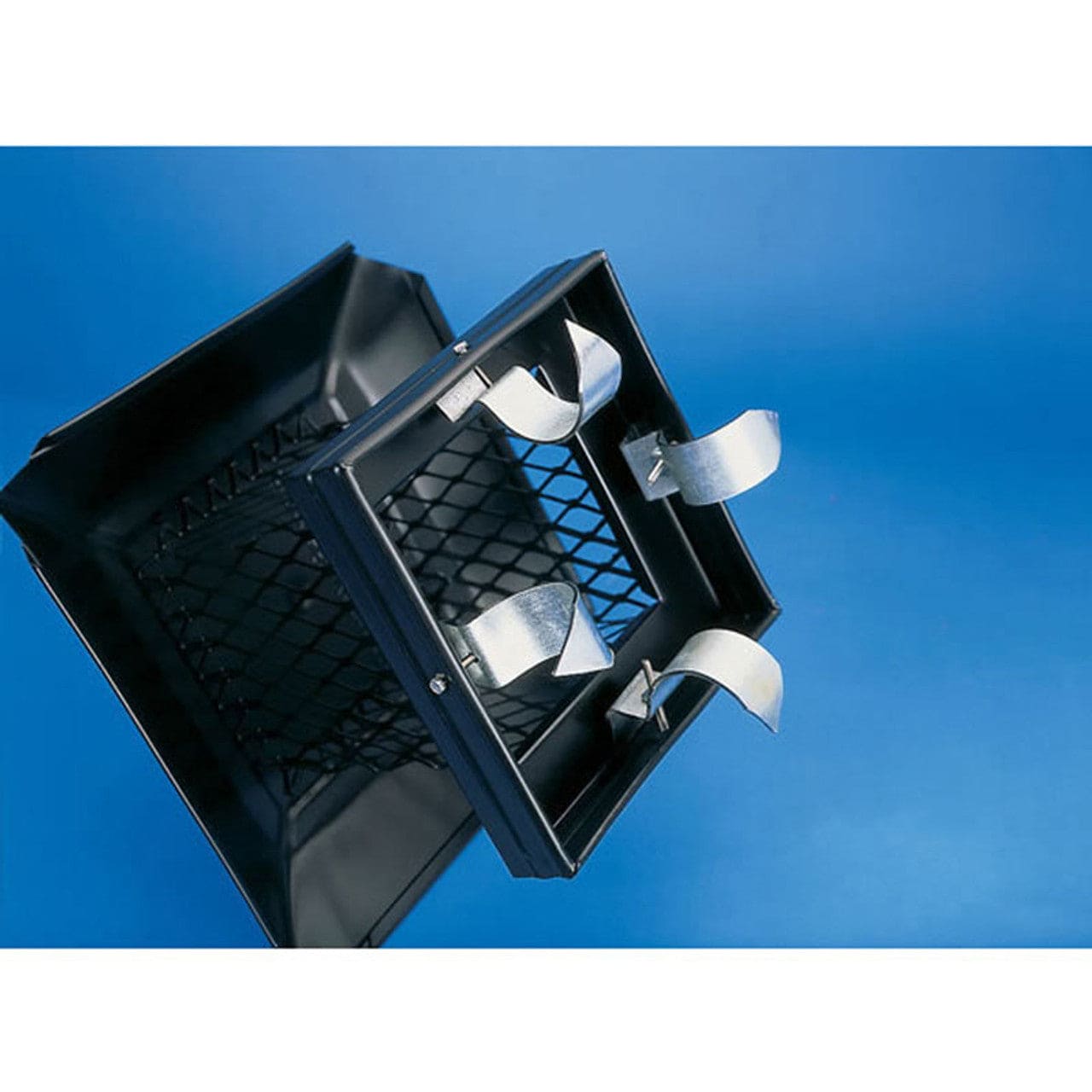 Flue Gripper Galvanized Legs - 4-Pack - Chimney Cricket