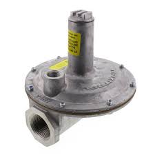 Regulator, Maxitrol, 2" FPT, 2 PSI to 4" -12" WC, Special Use,  No Vent Limiter, Order as Needed ** - Chimney Cricket