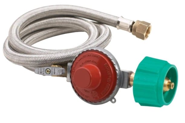 Bayou Classic Hose & Regulator Assembly for 2.5-, 4-, and 9-Gallon Bayou Fryers - Chimney CricketBayou Classic Hose & Regulator Assembly for 2.5-, 4-, and 9-Gallon Bayou Fryers